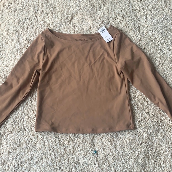 Abercrombie Long Sleeve - Picture 1 of 1